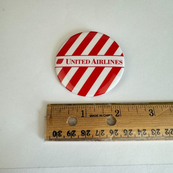 Vtg 2.25 inch Round United Airlines Souvenir Collectible Pin Red White Stripes - Picture 3 of 7